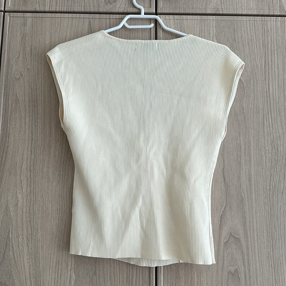 Greylin Glacie Sweetheart Rib Knit Top - Picture 4 of 6